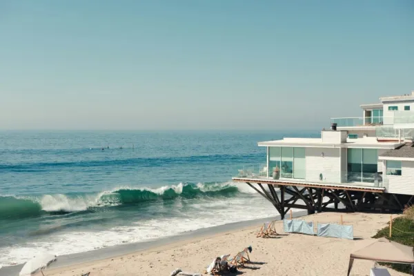 beach house by the ocean 